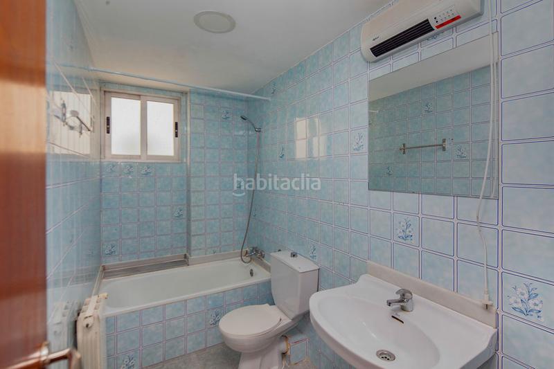 Foto a05c935c-4ae6-4e3d-84bf-86c0c9dbea78. Appartamento in Barrio Benicalap Valencia
