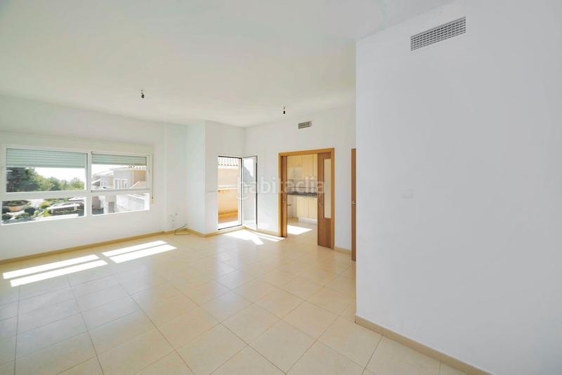 Foto 55c9b4c3-a916-4f10-8eda-3600d88a813e. Towny house with pool in Oltamar - Cucarres Calp