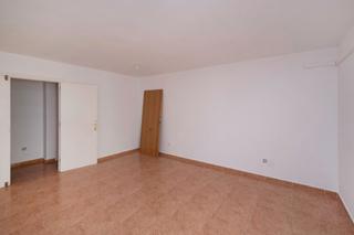 Pis  C/ colonia santa isabel    -  res san antonio  -. Solvia inmobiliaria  piso san vicente del raspeig