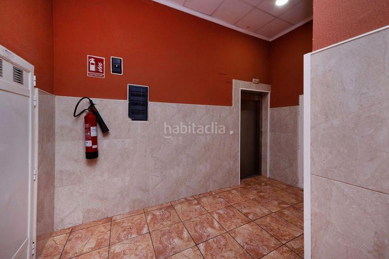 Foto f68b9b22-55c2-4c8c-bd19-59ac3d63fb78. Pis amb piscina a Haygon-Universidad Sant Vicent del Raspeig