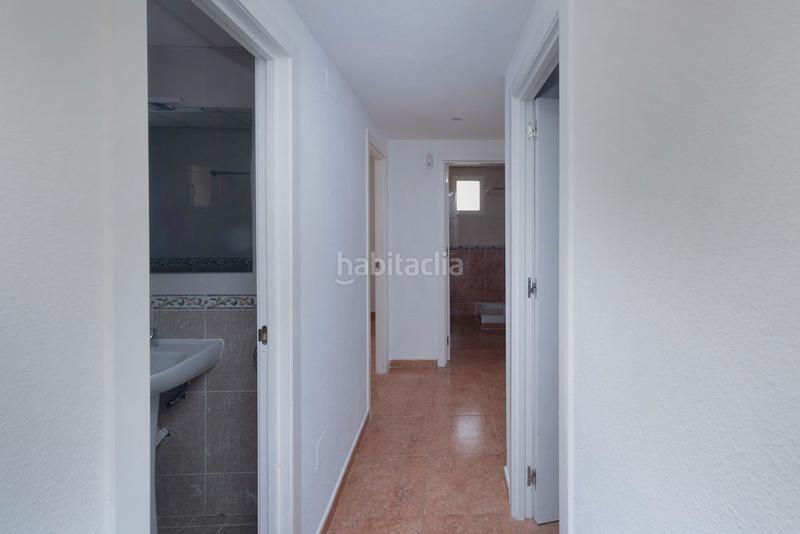 Foto fd7cc720-4ca5-4ca2-b8c2-5a4d6a02916d. Pis amb piscina a Haygon-Universidad Sant Vicent del Raspeig