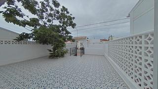 Xalet  C/ rafael molina - lagartijo, torreta iii -. Solvia inmobiliaria  bungalow torrevieja