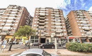 Local commercial à C/ García Morato