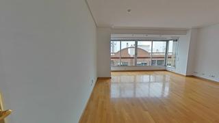 Appartamento  Av de ramón y cajal. Solvia inmobiliaria  piso alicantealacant