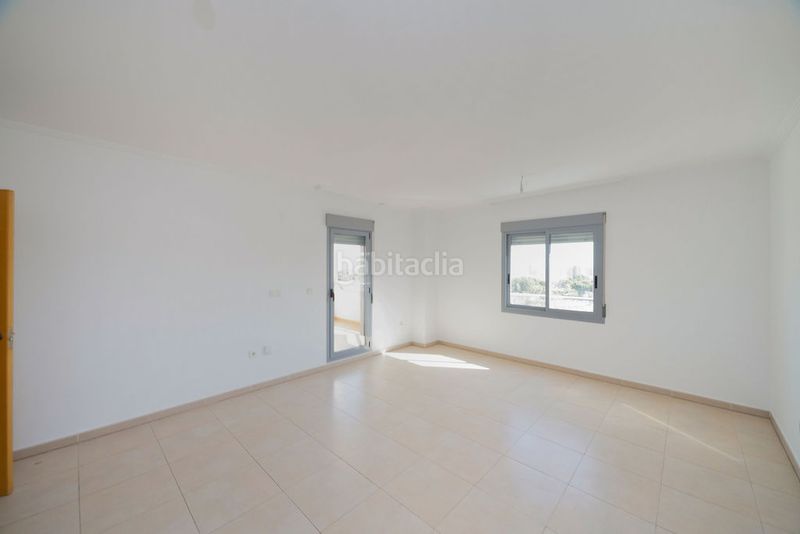 Foto b6efd535-48d9-4234-bfd3-e366eb1e43aa. Pis amb aparcament piscina a PAU 5 Alicante