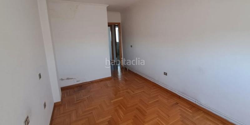 Foto bd7fa24f-0ac2-4b55-8e0f-b386158fbe71. Pis a Fonsagrada (A)