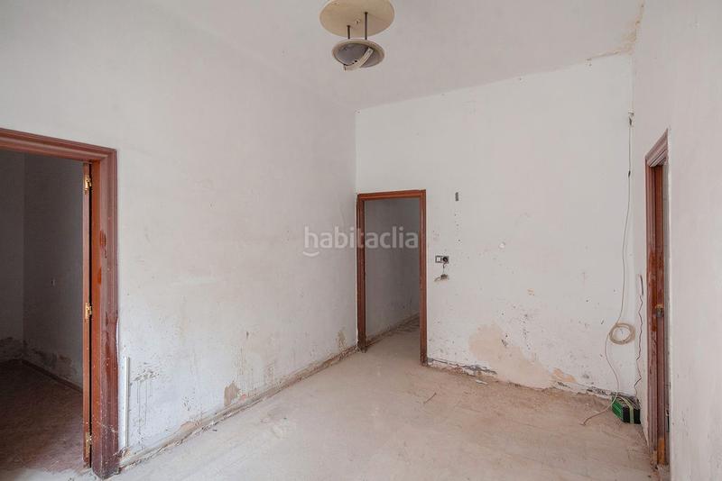 Foto 8adde6e3-7ab3-49a4-b97b-0b17ff201763. Pis a La Gavarra Cornellà de Llobregat