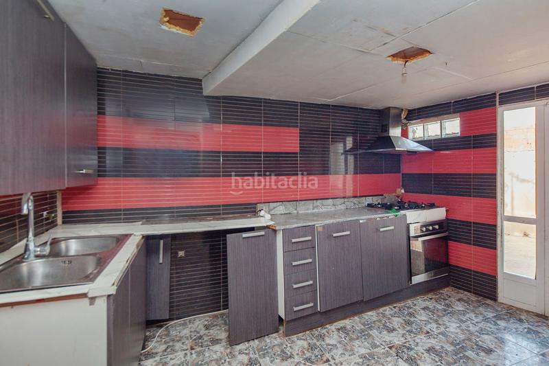 Foto 0ce2421d-2bbd-4460-a19d-50e569d34b72. Chalet in Requena