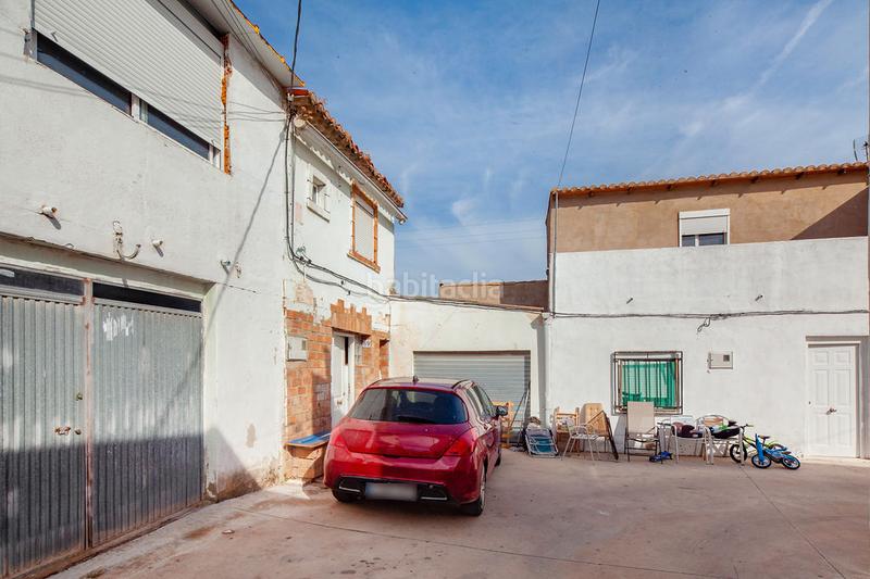 Foto c2dce4df-23aa-4d85-a791-1c82d13ef715. Chalet in Requena