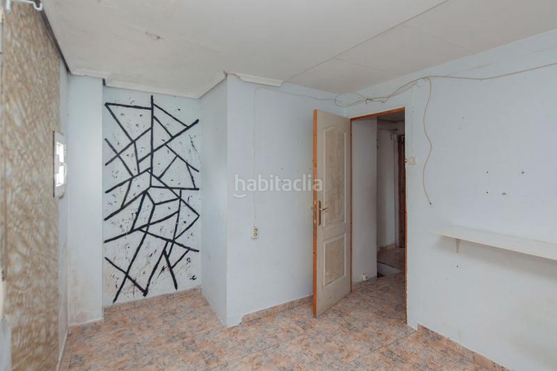 Foto eeaf5502-463d-4c77-a497-5673df1ec825. Chalet in Requena