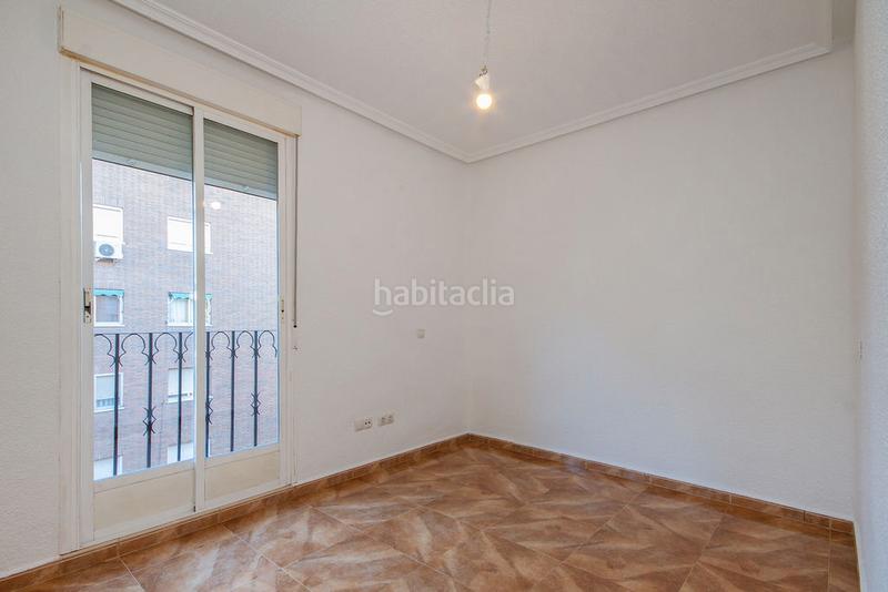 Foto e8a61b1b-1d39-4ffa-ac2d-2fba2b7ea149. Piso solvia inmobiliaria piso en Comillas Madrid