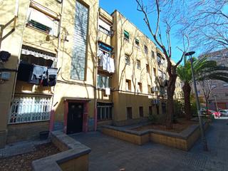 Appartement  Pz. blocs de la florida. Solvia inmobiliaria  piso hospitalet de llobregat el