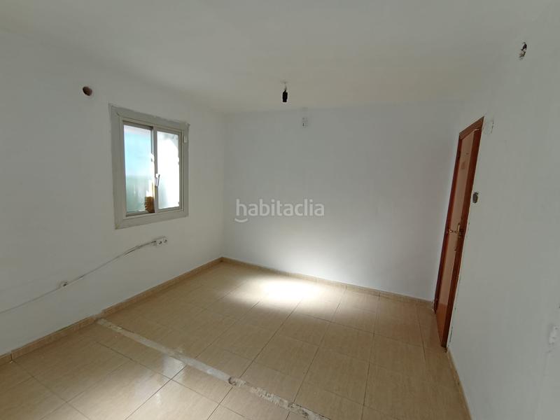 Foto d0aeabca-4c9b-4d72-ba13-ebb0bab7d6ca. Flat in Les Planes Hospitalet de Llobregat (L´)