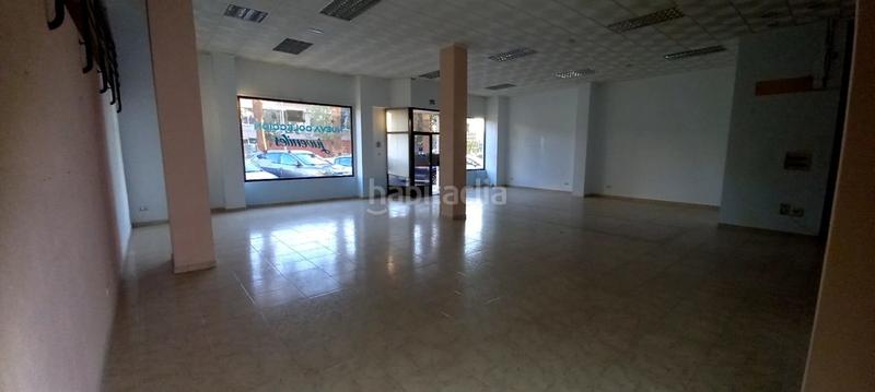 Foto 05ea56f1-8f26-4904-869d-492c53c3ec33. Locale commerciale in Piscinas Burriana