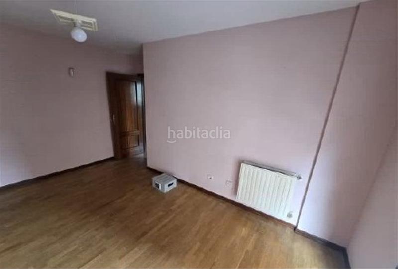Foto 83e5769f-f852-46fc-b530-fd5e43d4d8e0. Piso solvia inmobiliaria piso en Centro Avilés