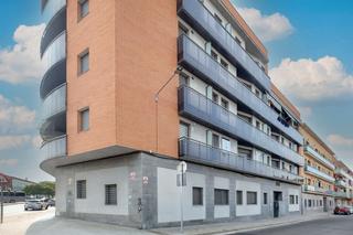 Pis  Cra de montcada. Solvia inmobiliaria  piso terrassa