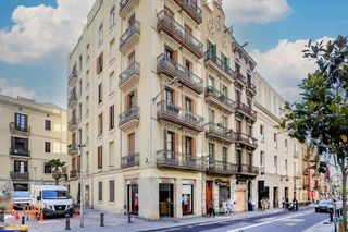 Piso  C/ gran de gracia. Solvia inmobiliaria  piso barcelona
