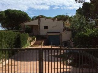 Xalet  C/ violeta. Solvia inmobiliaria  chalet independiente llagostera