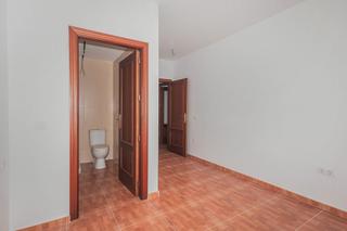 Appartement  C/ orellana. Solvia inmobiliaria  piso don benito