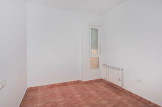 Appartement  C/ orellana. Solvia inmobiliaria  piso don benito