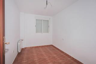 Appartement  C/ orellana. Solvia inmobiliaria  piso don benito