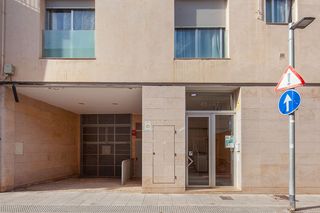 Pis  C/ rafael casanovas. Solvia inmobiliaria  piso viladecans