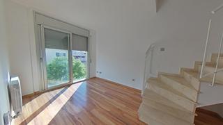 Pis  C/ rafael casanovas. Solvia inmobiliaria  piso viladecans