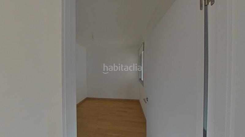 Foto 07beffdc-ab71-4e3d-b910-62856c502fa8. Pis a Singuerlín Santa Coloma de Gramenet