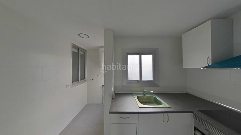 Foto c8bf869c-a762-495f-a0ce-7eb165574854. Pis a Singuerlín Santa Coloma de Gramenet