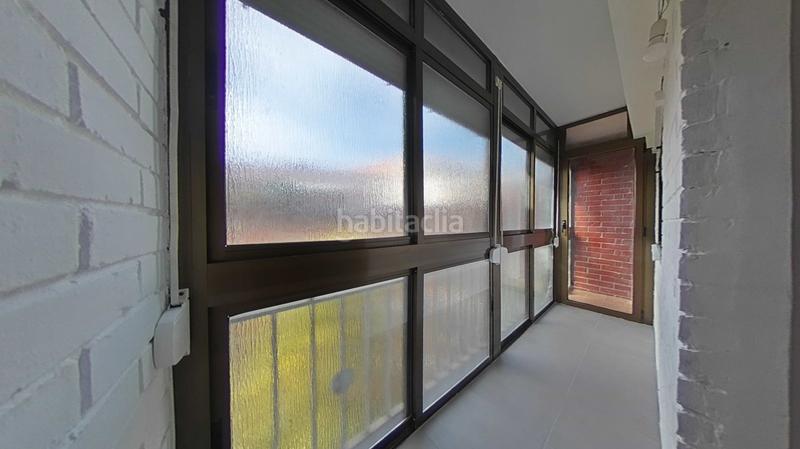 Foto ee4e92c0-927d-4a86-b2b4-8d57e91f3ee4. Pis a Singuerlín Santa Coloma de Gramenet