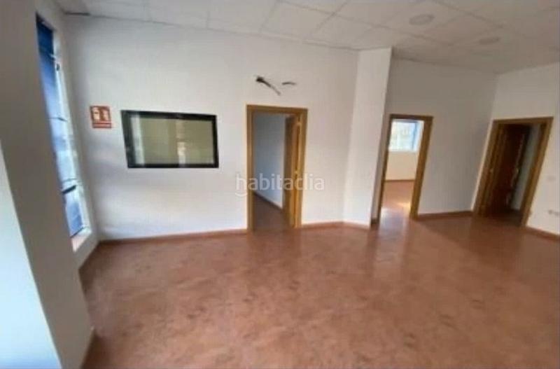 Foto 91d5dcd3-2fbb-4e8b-a831-920527d2622d. Locale commerciale in Laguna Park Parla