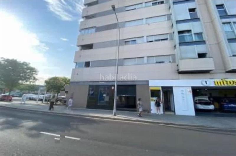 Foto d09a9446-ba3e-406d-92fd-f68360541af7. Locale commerciale in Laguna Park Parla