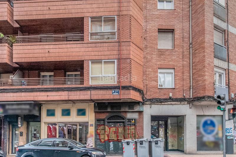 Foto 0b330c35-59c7-47c8-9466-ca582e9f7d00. Alquiler local comercial solvia inmobiliaria locales en Valladolid