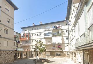 Pis  C/ general santiago. Solvia inmobiliaria  piso santoña