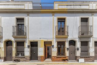 Piso  C/ santa rita. Solvia inmobiliaria  piso moguer