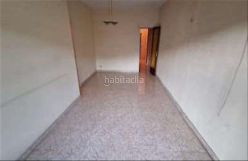 Foto 0503170d-817d-4335-a3ea-e76eb13b76aa. Etagenwohnung in Eixample-Horta Capallera Figueres