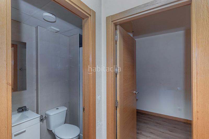 Foto 039f6a47-dbfc-4e22-b2f5-2677fac8abb3. Pis amb aparcament a Centro Aranjuez