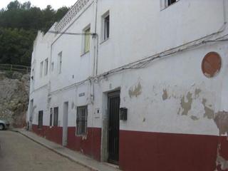 Casa aparellada  C/ costera del corralet. Solvia inmobiliaria  chalet adosado oliva