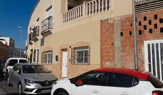 Pis  C/ hernán cortés. Solvia inmobiliaria  piso huércal de almería
