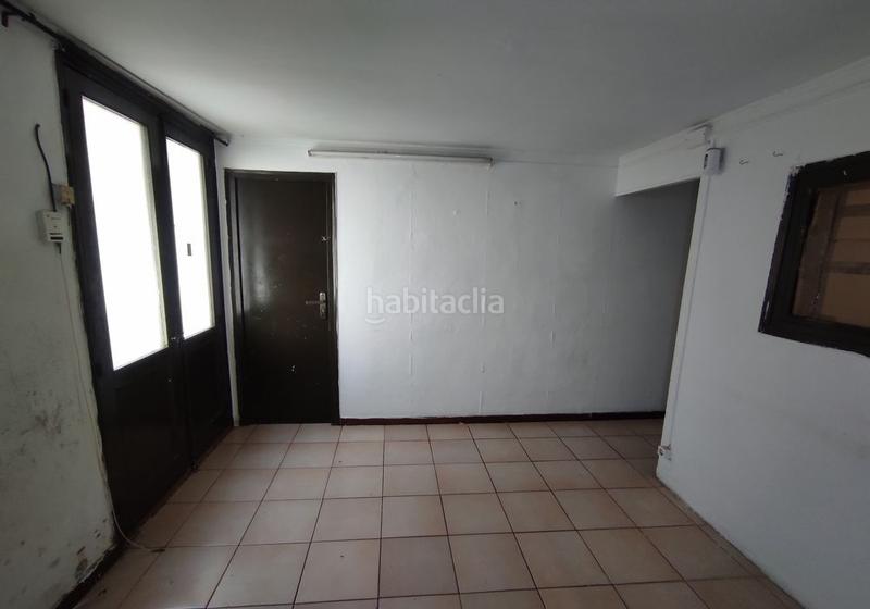 Foto b93d0052-f4a3-447a-b3b4-992cbbaa481e. Flat in Raval Barcelona