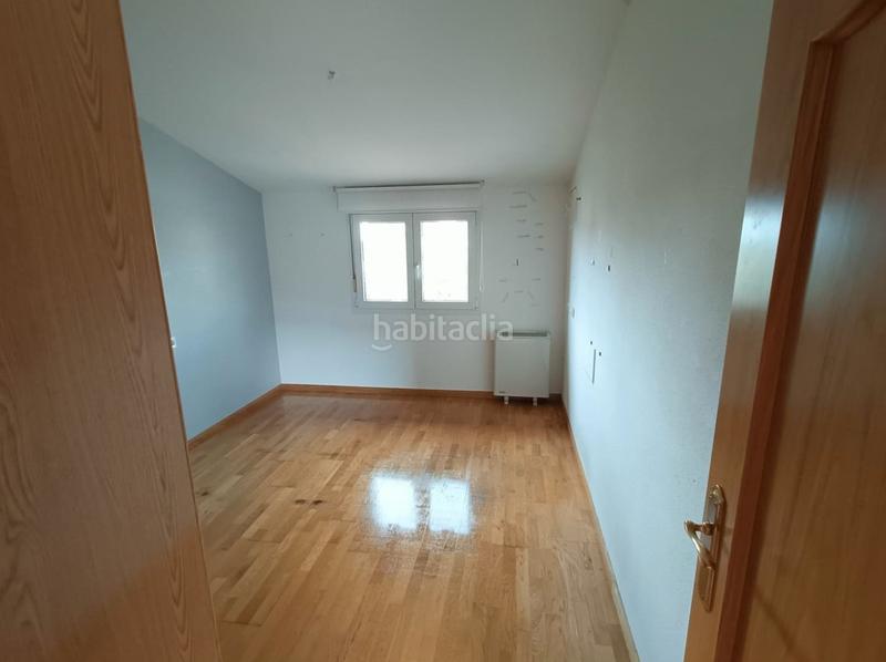 Foto 8a6bd634-fa5b-4ac0-a3e6-398ccf168440. Towny house with heating in Palazuelos de Eresma