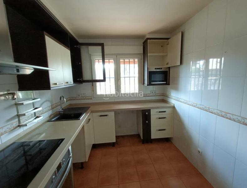 Foto c642dd7a-2198-41ab-b245-01c76487e0c9. Towny house with heating in Palazuelos de Eresma