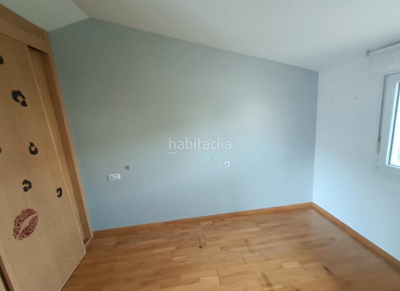 Foto fbd65c16-523d-40cd-b908-0c5c25053593. Towny house with heating in Palazuelos de Eresma