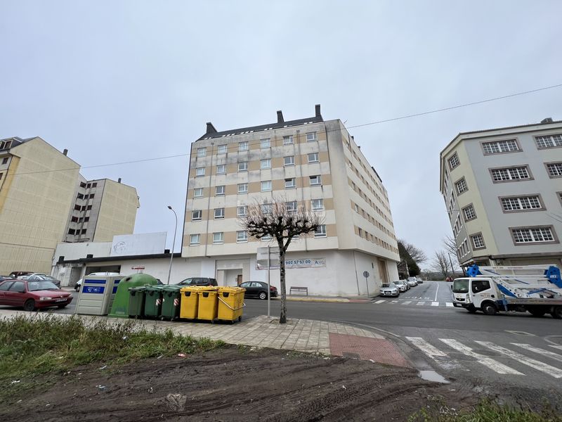 Foto 6f4d7636-0300-4e09-b57b-ef61bd1994b9. Local comercial a Vilalba