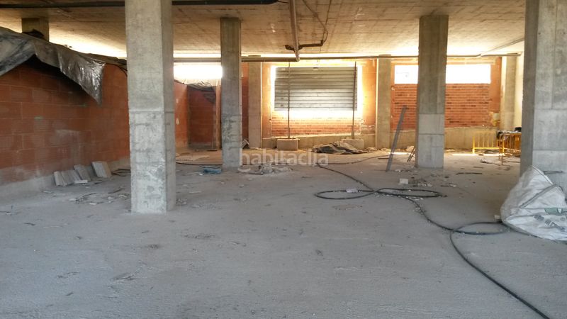 Foto ffdf8ca6-3ddc-4dbc-a357-69e2bf3021a0. Local comercial a Vilalba