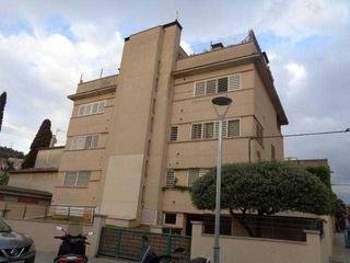 Pis  C/ baixada de can mateu. Solvia inmobiliaria  piso barcelona