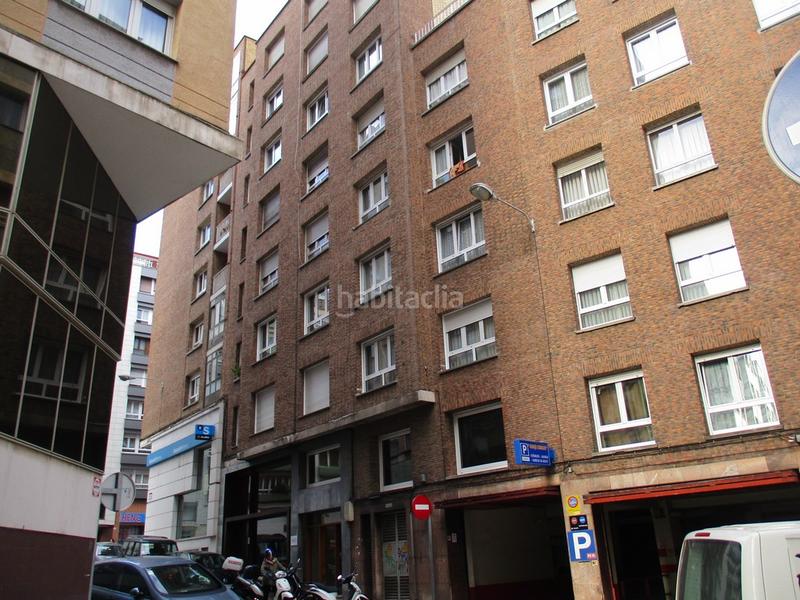 Foto 1f81210b-7fe4-4a92-ad4d-e2c4f5ff382f. Location local commercial dans Salesas - Foncalada - Campoamor Oviedo