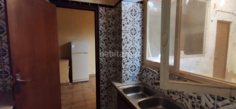 Foto 97c23f79-f82d-4615-b073-9e9fe688ce17. Casa aparellada a Quatretonda