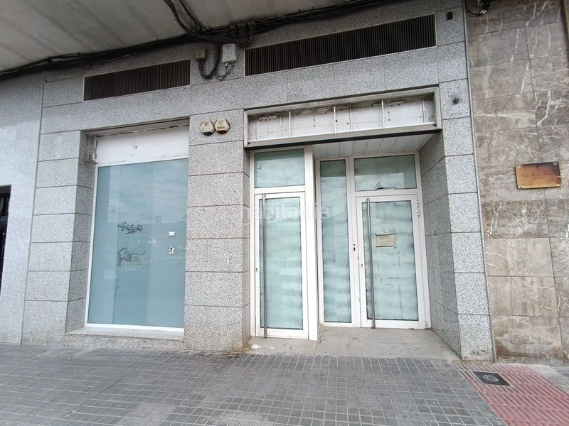 Foto a85805a5-c09e-426b-ac16-2c4fef0b07a7. Local comercial a Zona Nord Alcoi