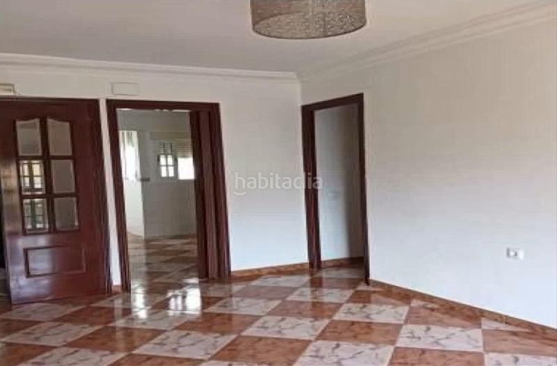 Foto ba9194c9-8aeb-4295-b8b5-8bfdbda73e75. Pis a La Paz Alcalá de Guadaira